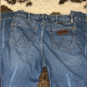 Women’s Flared Wranglers